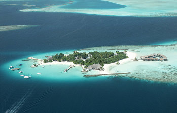 Maldive By Giorgio Montersino